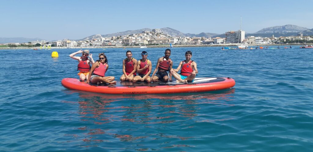 Les stagiaires de l'E2C Marseille découvrent les sports nautiques !